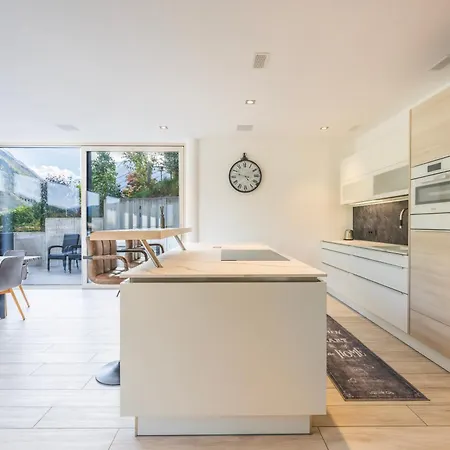 Summit Appartement *